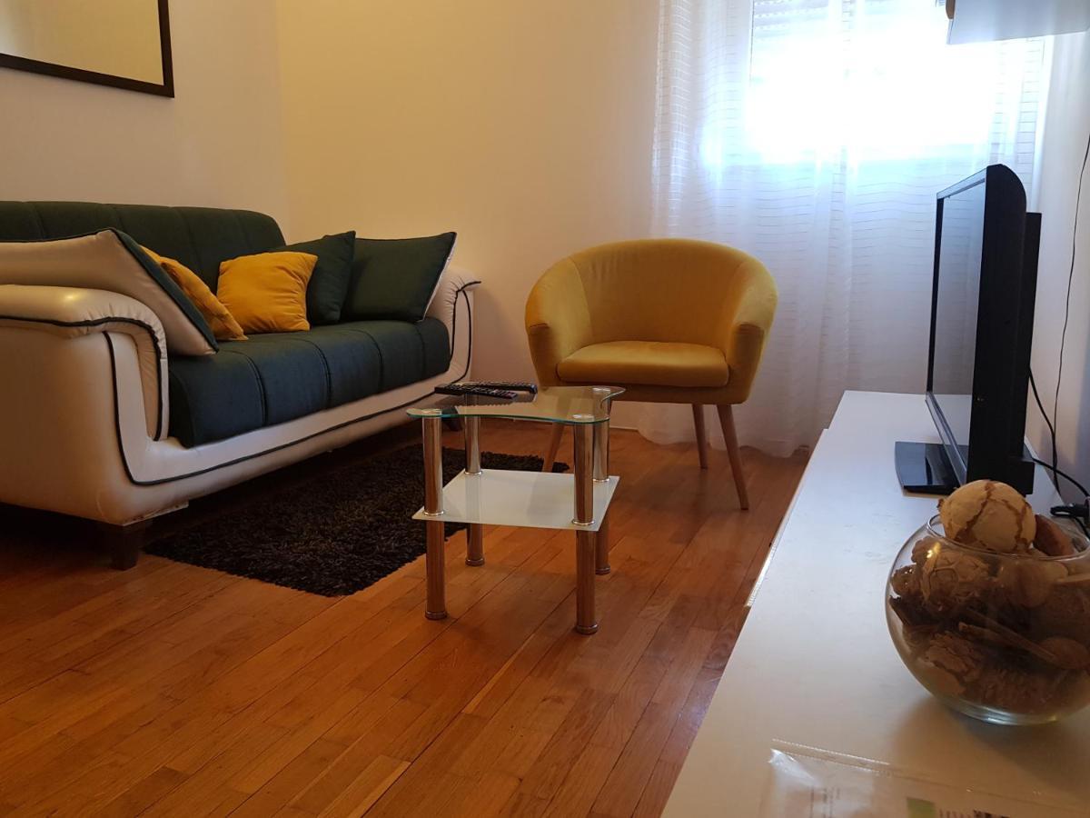 Apartment Milena Omiš Zewnętrze zdjęcie